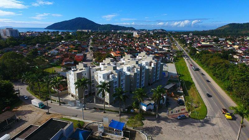 Jd Das Palmeiras Appartement Ubatuba Buitenkant foto